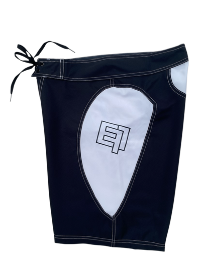 Techwun Surf Trunk - Black/White